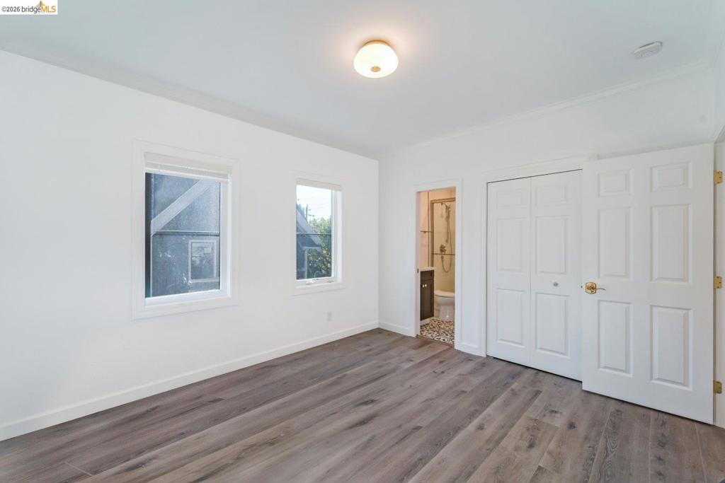 384 Euclid Ave Property Photo 11