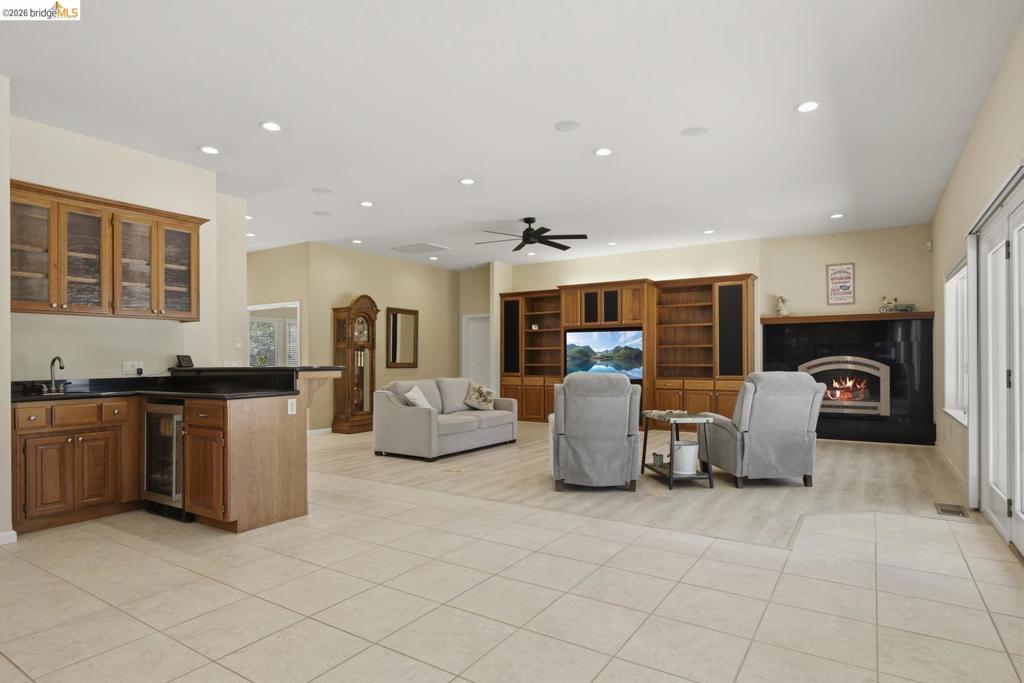 15620 Curtis Cir Property Photo 47