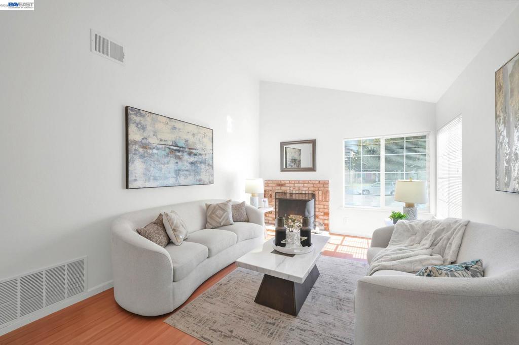 4309 Jessica Cir Property Photo 2