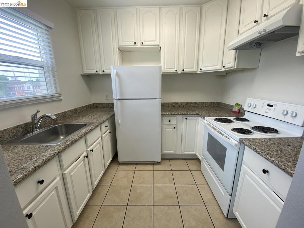 500 H St Property Photo 15