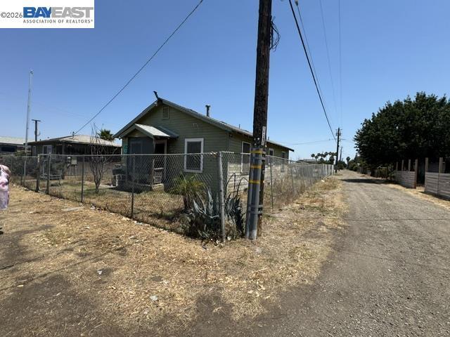 108 D St Property Photo 24