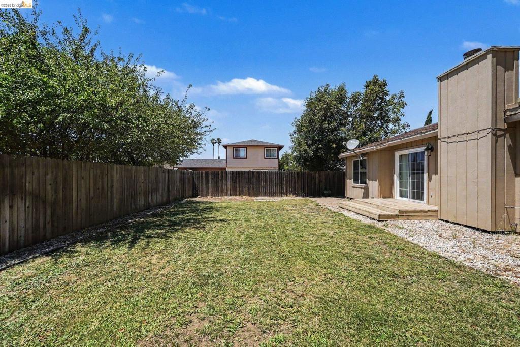 1303 Crane Dr Property Photo 31