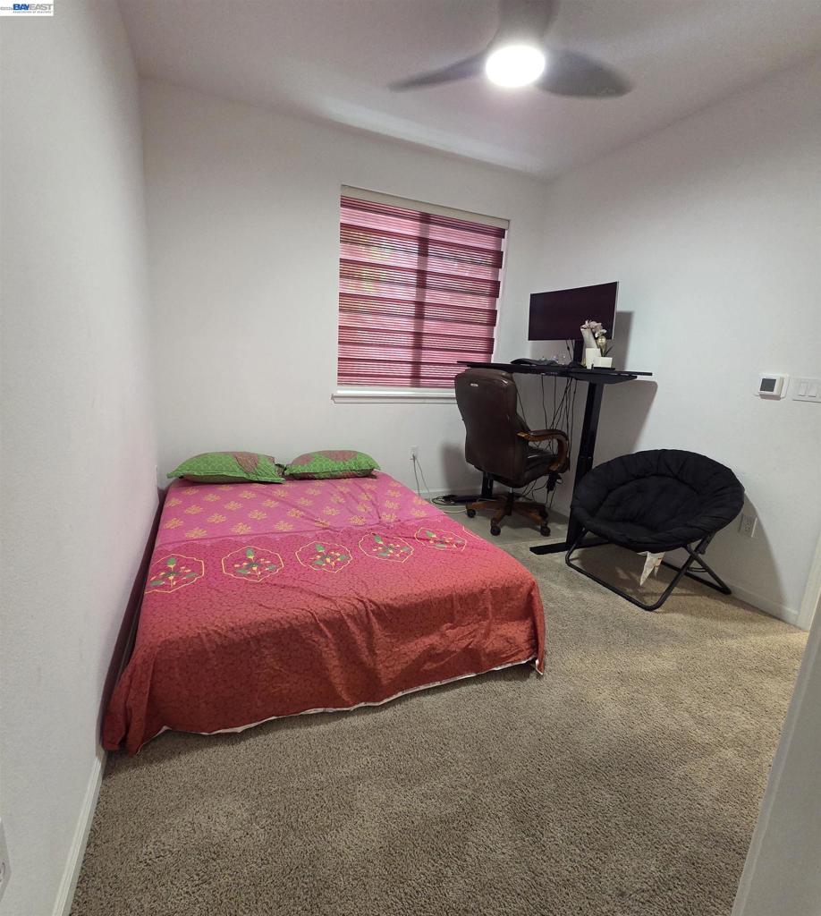 5585 Holly Bay Avenue Property Photo 6