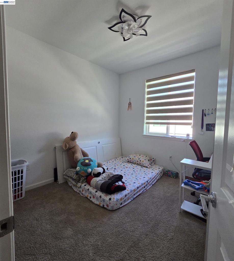 5585 Holly Bay Avenue Property Photo 26