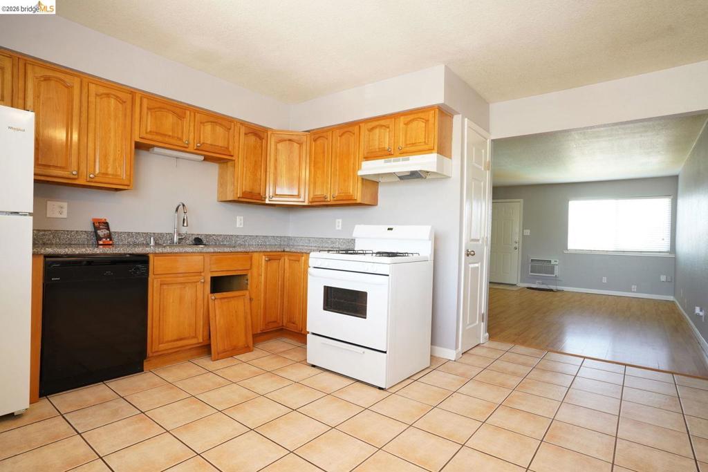 1017 H St Property Photo 12