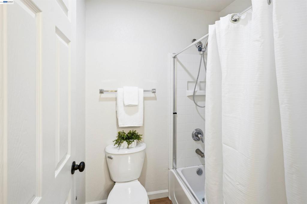 2324 Fortuna Ln Property Photo 33