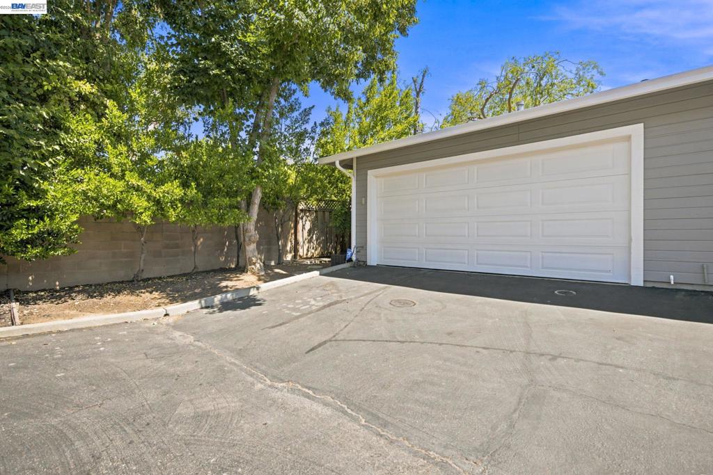 3747 Vineyard Ave Property Photo 35
