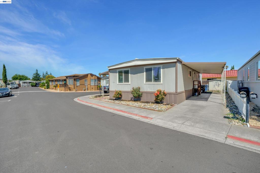 5166 Sunrise Dr Property Photo 17