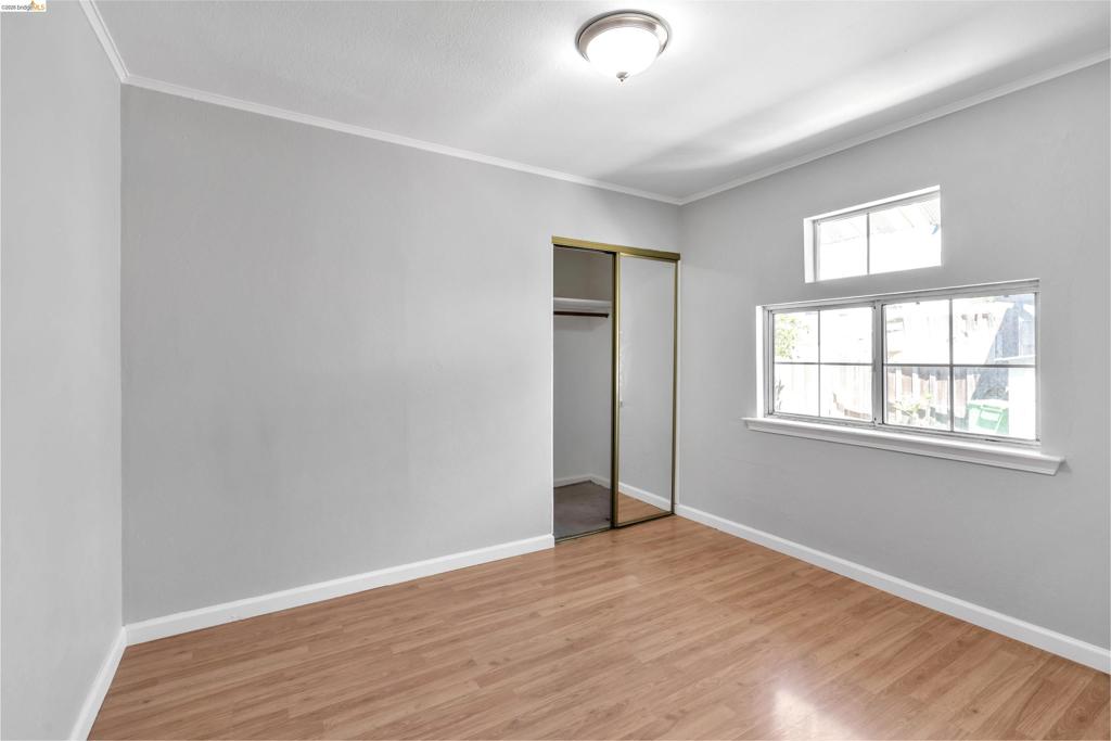 36863 Elm St Property Photo 13