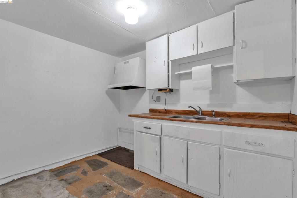 36863 Elm St Property Photo 33