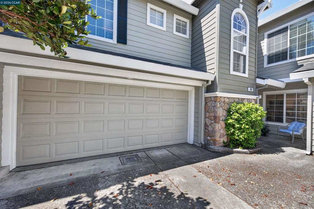 808 Destiny Ln Property Photo 3