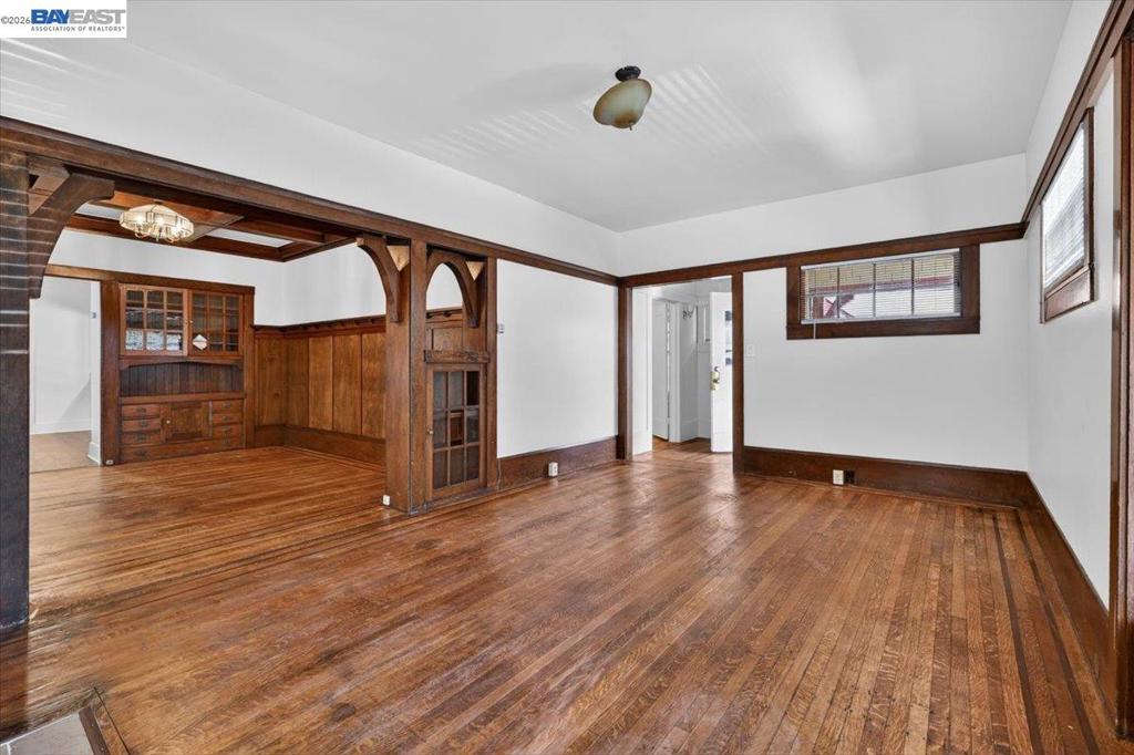 950 Loomis Ct Property Photo 9