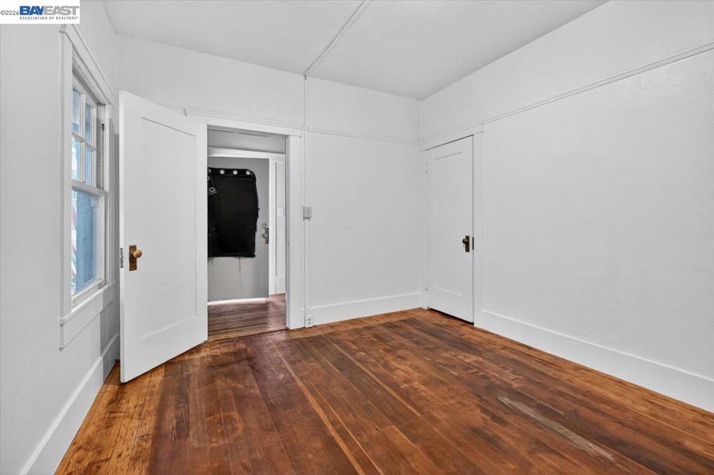 950 Loomis Ct Property Photo 13