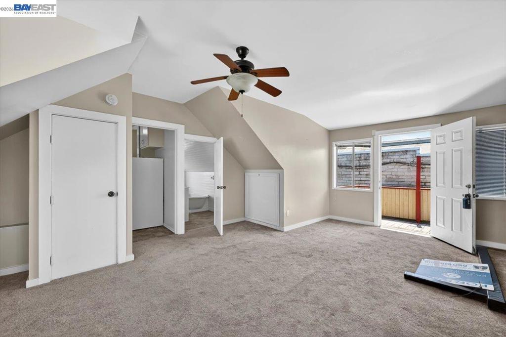 950 Loomis Ct Property Photo 31