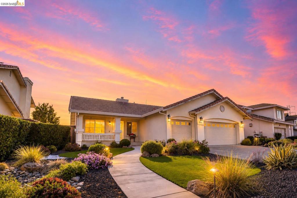 4657 Arabian Way Property Photo 1
