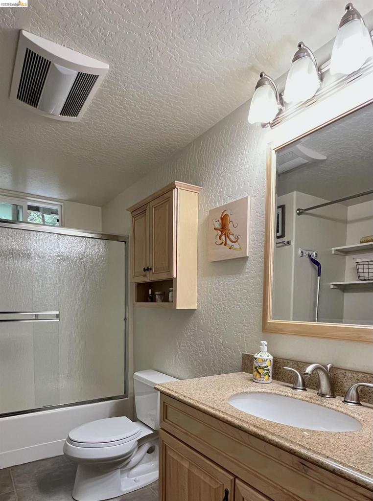 16643 Saddle Ct Property Photo 22