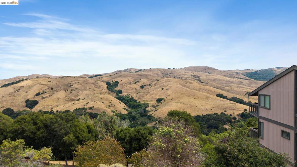 201 Vista Heights Rd Property Photo 32