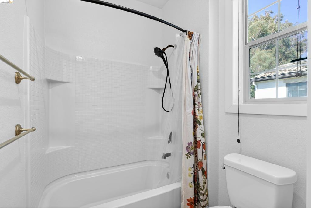 1461 Montclair St Property Photo 66