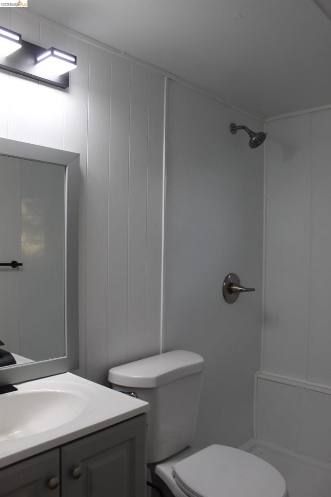 4400 Gateway Drive Property Photo 5