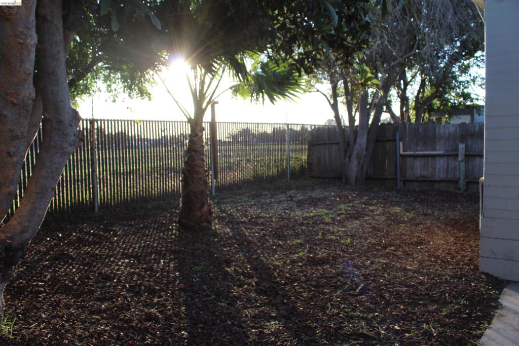 4400 Gateway Drive Property Photo 8