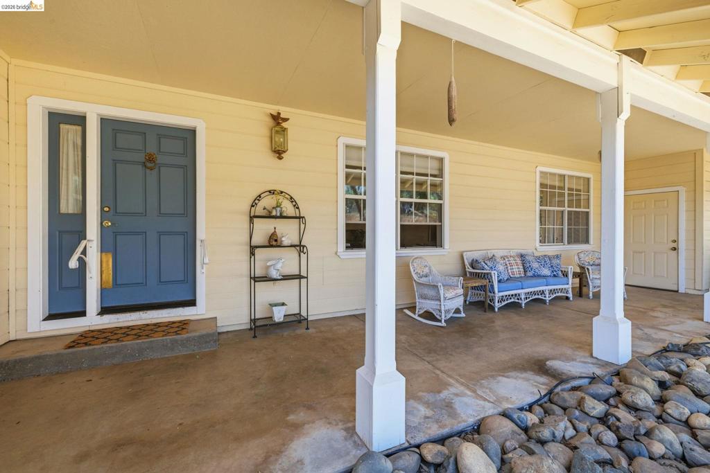 10331 Slate Rim Rd Property Photo 2