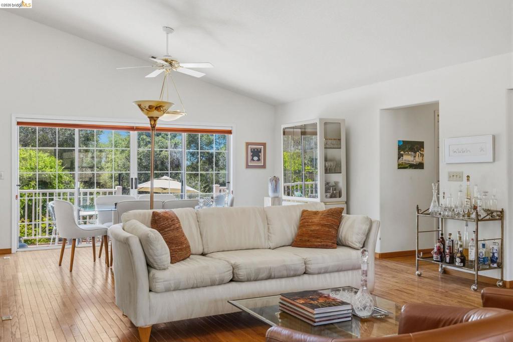 10331 Slate Rim Rd Property Photo 11