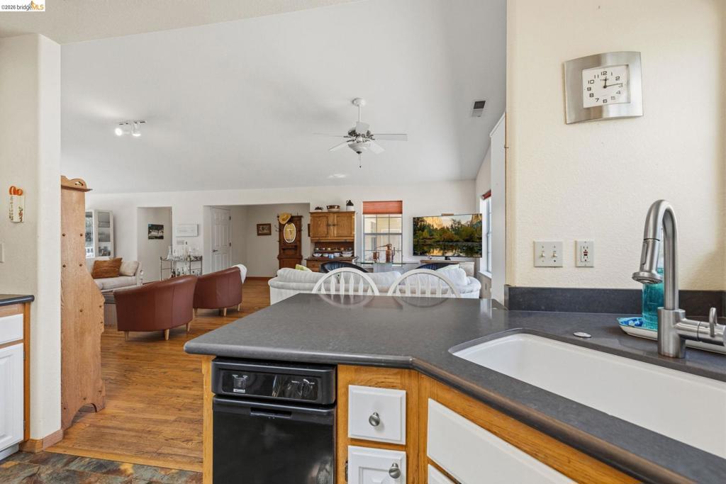 10331 Slate Rim Rd Property Photo 16
