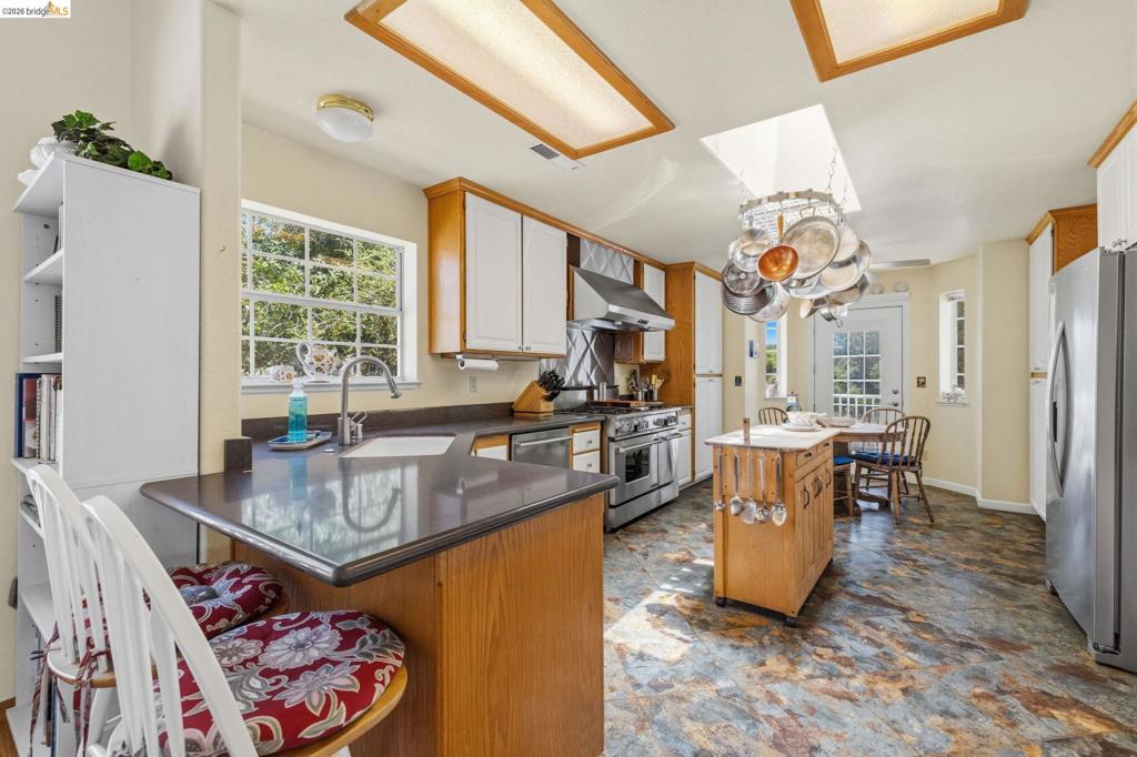 10331 Slate Rim Rd Property Photo 17