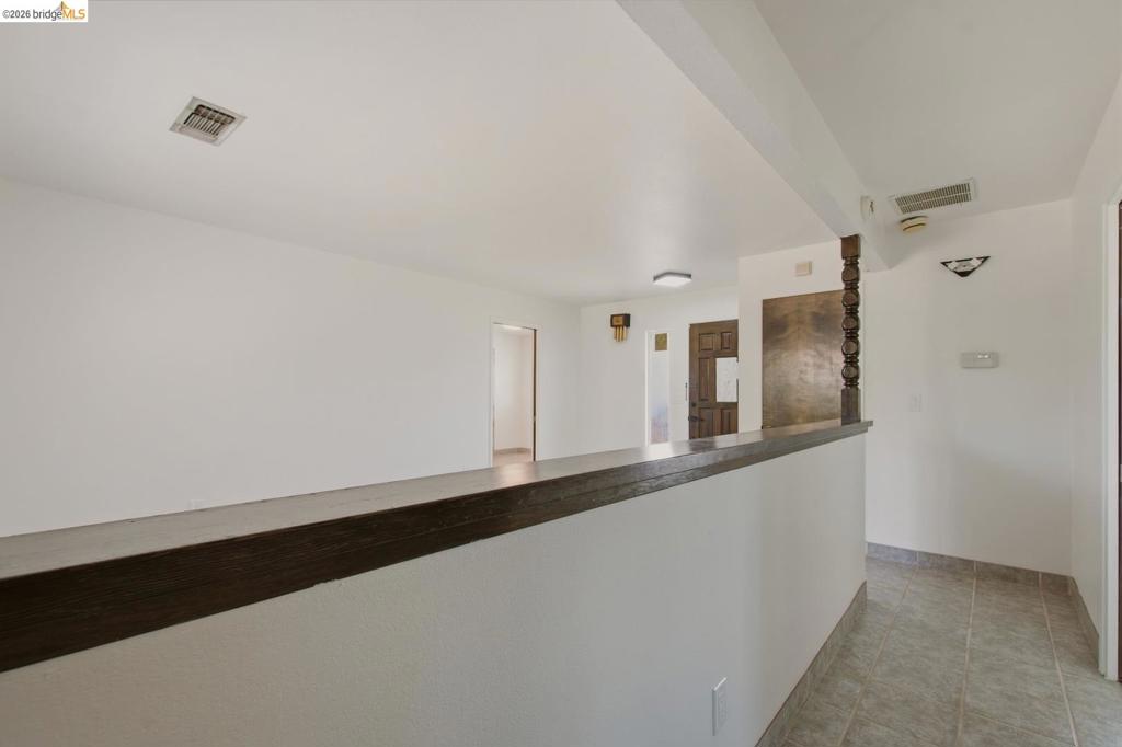 1421 Woodmont Way Property Photo 15