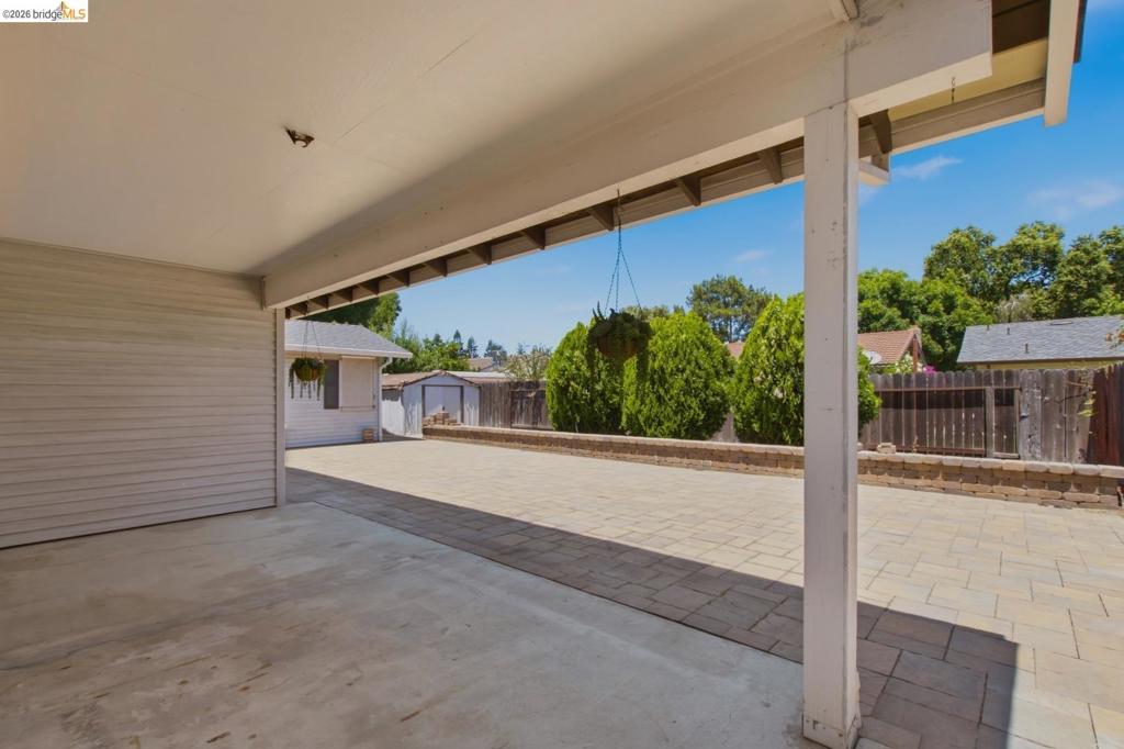 1421 Woodmont Way Property Photo 31