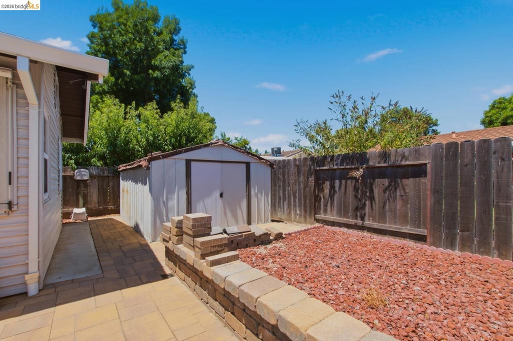 1421 Woodmont Way Property Photo 33