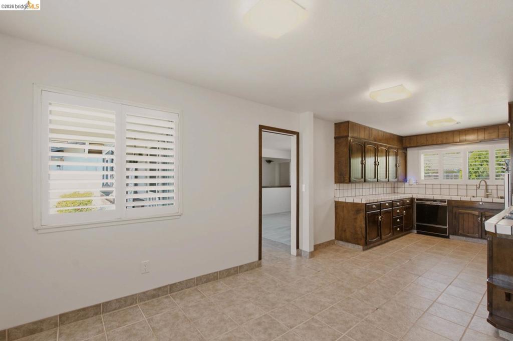 1421 Woodmont Way Property Photo 46