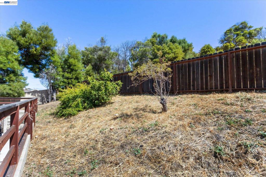 26770 Hayward Blvd Property Photo 24