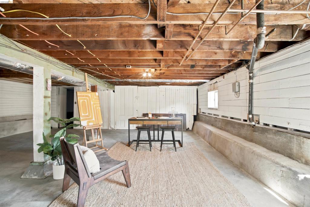 4205 West St Property Photo 55