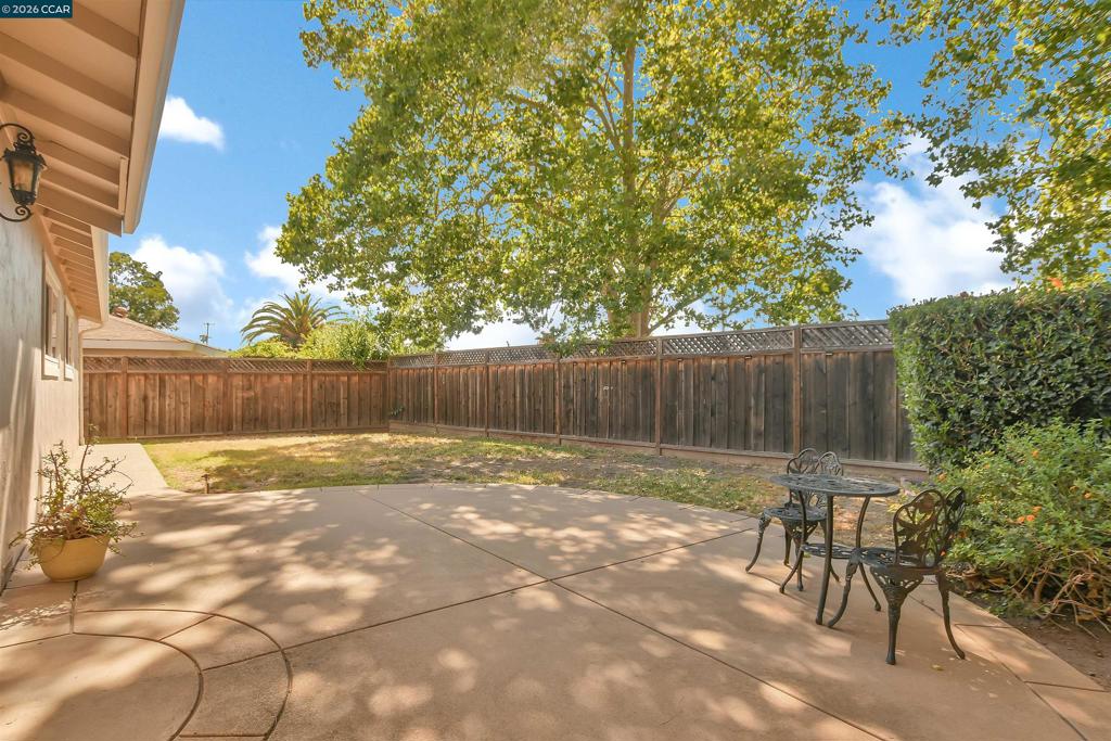 3555 Thunderbird Dr Property Photo 20