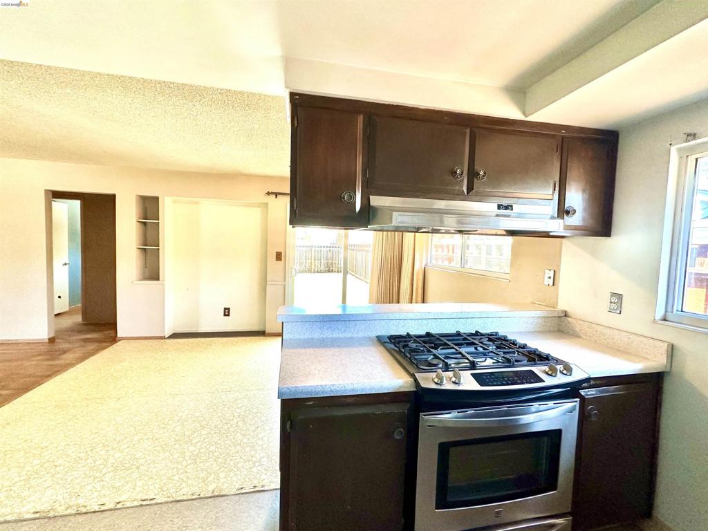 4269 Ribera St Property Photo 4