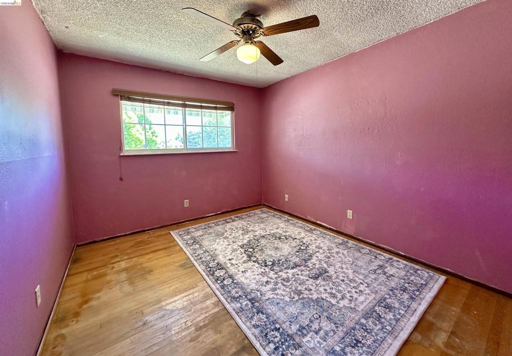 4269 Ribera St Property Photo 8