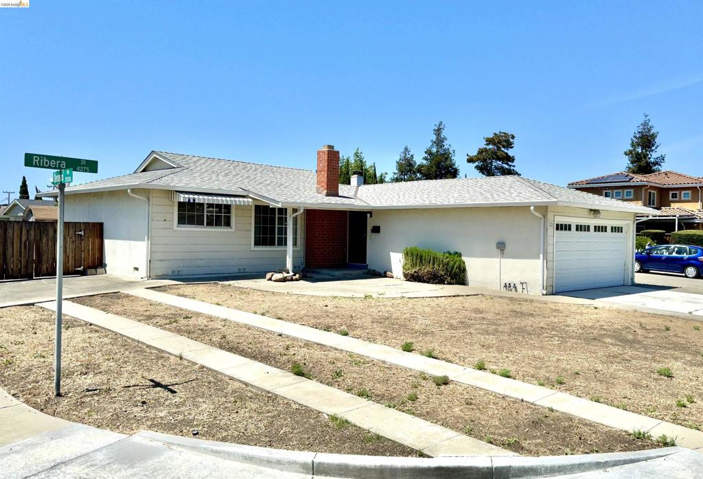4269 Ribera St Property Photo 13