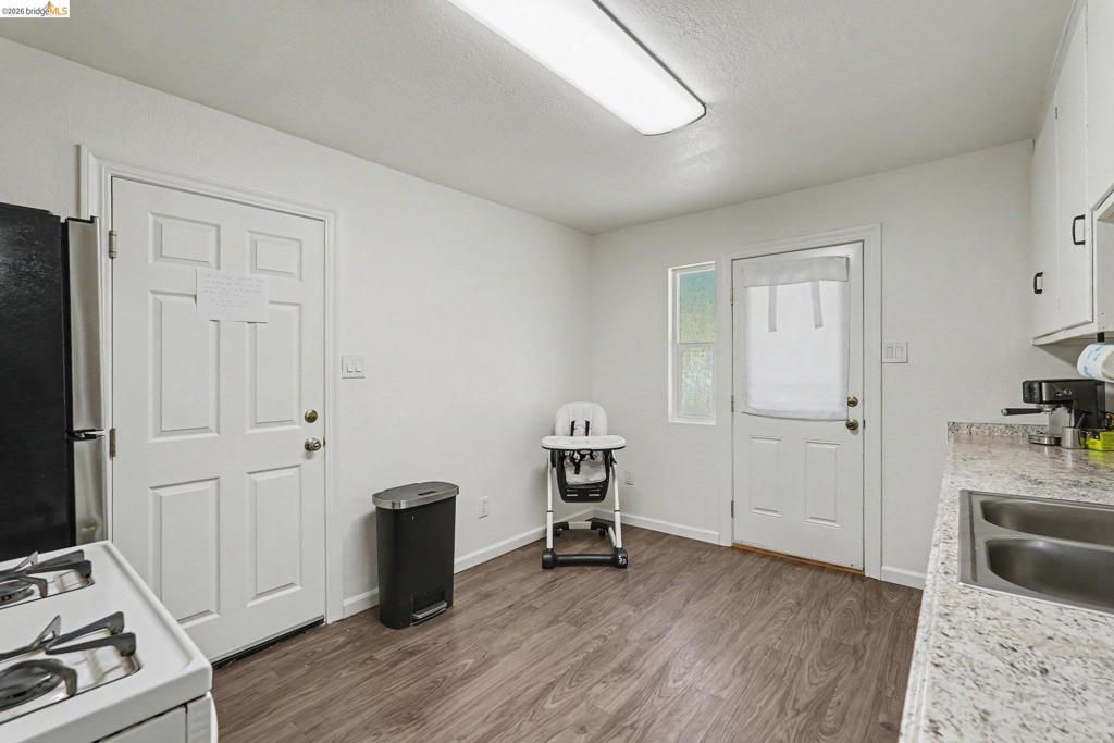 2924 Elizabeth Ln Property Photo 10