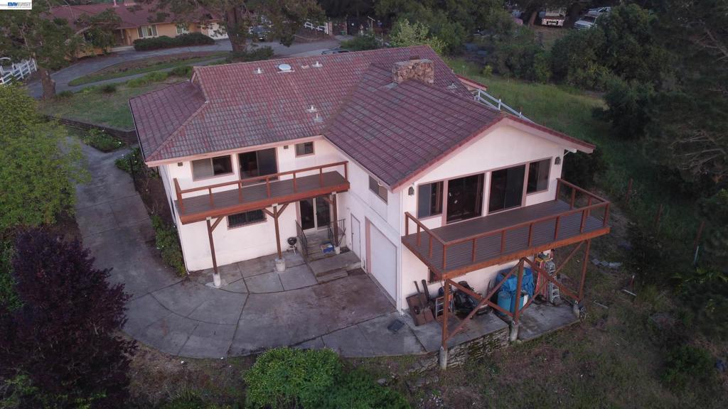 6727 Sunnyslope Ave Property Photo 3