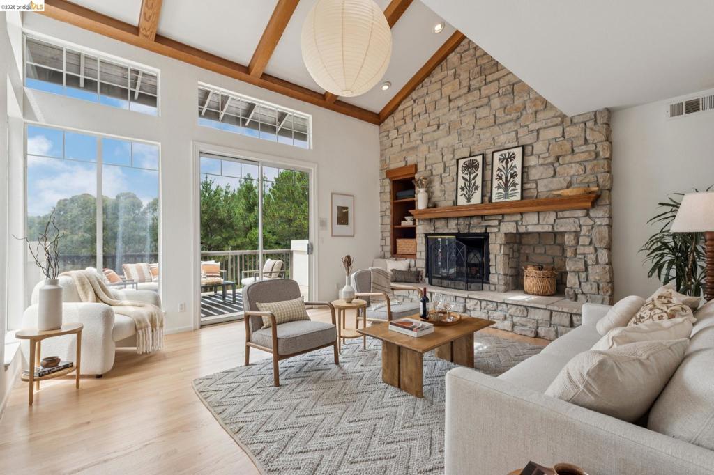 1325 Drury Rd Property Photo 12