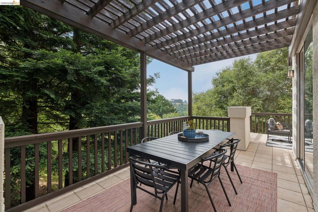 1325 Drury Rd Property Photo 27