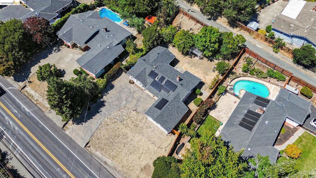 649 Moraga Way Property Photo 39