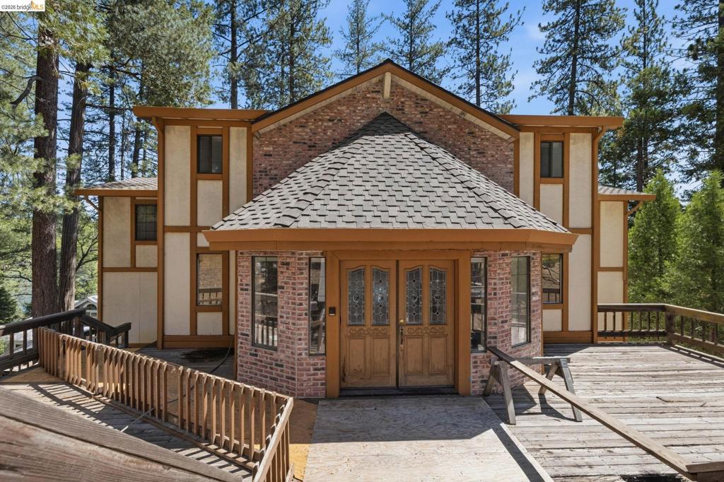 20144 Lower Skyridge Property Photo 1