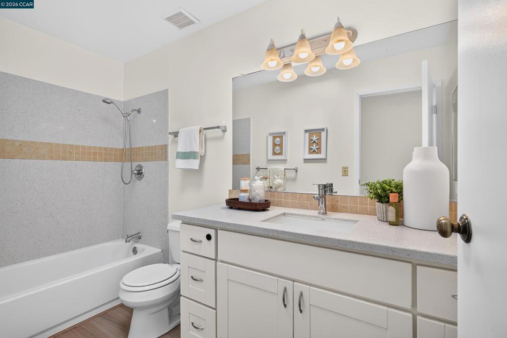 1707 Dalessi Dr Property Photo 44