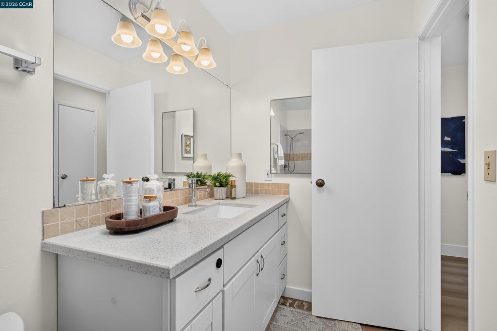 1707 Dalessi Dr Property Photo 45