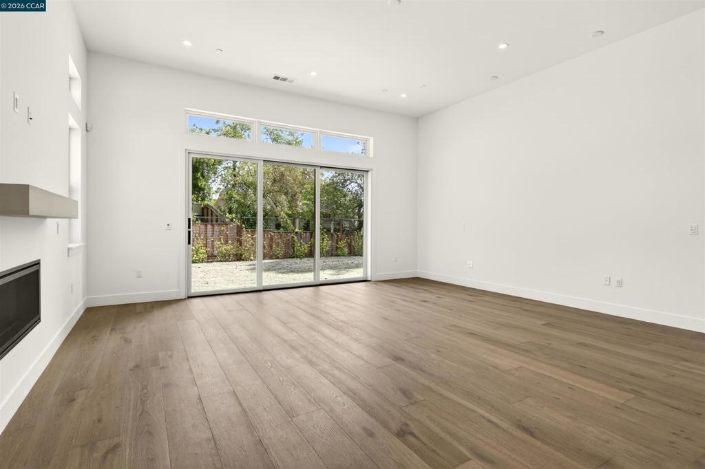 1090 Borrette Court Property Photo 19