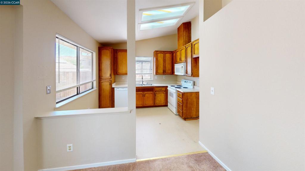 2825 Cashew St Property Photo 6