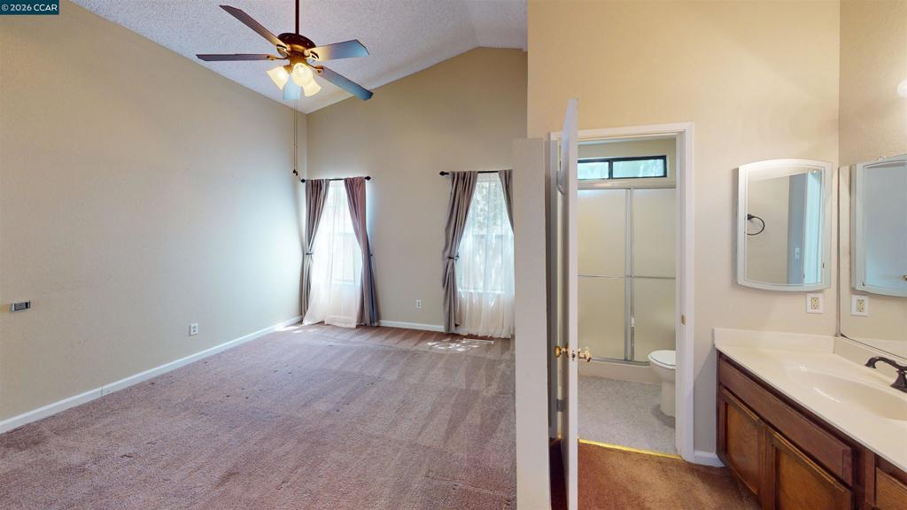 2825 Cashew St Property Photo 10