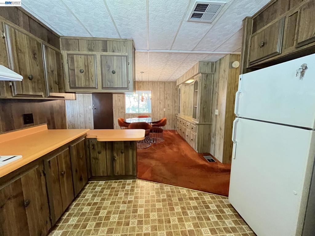 29000 Guildhall Rd Property Photo 9